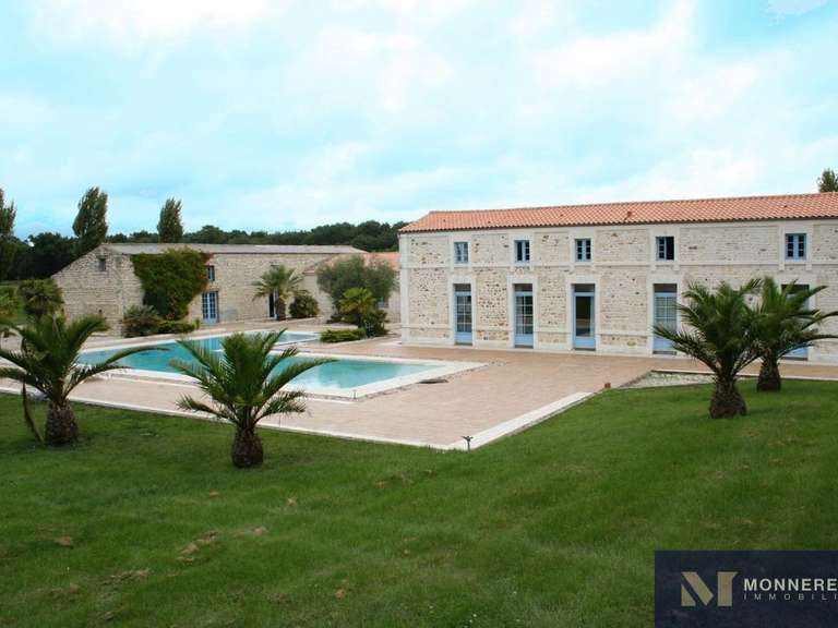 Maison Chaillevette - 5 chambres - 480m²