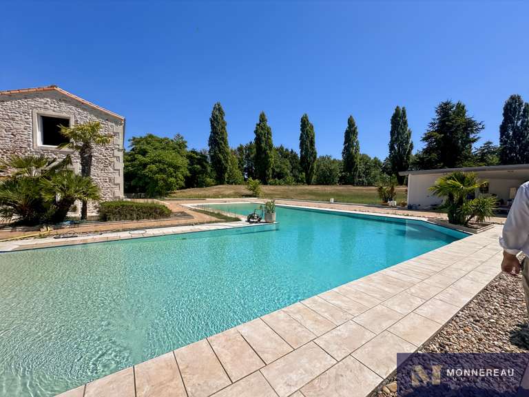 Maison Chaillevette - 5 chambres - 480m²