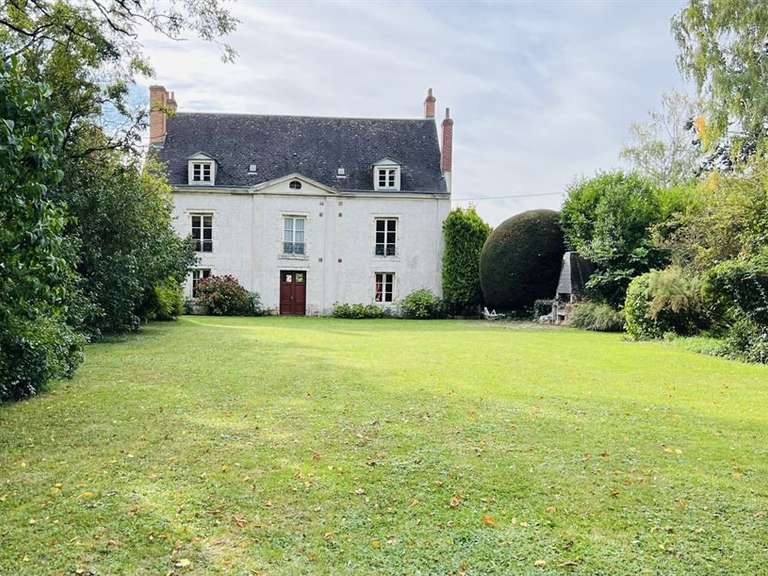 House Chaingy - 9 bedrooms - 371m²