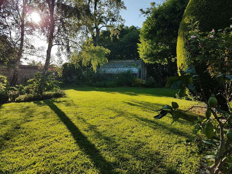 House Chaingy - 9 bedrooms - 371m²