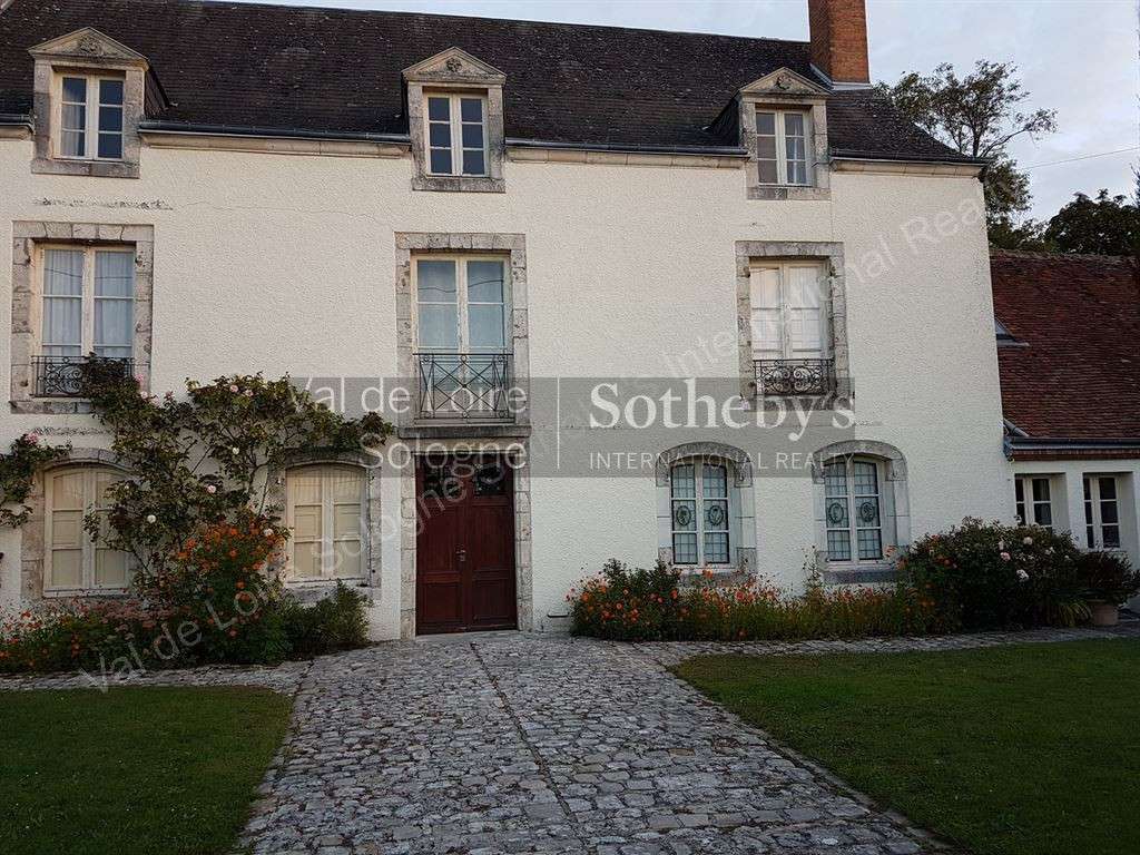 Maison Chaingy