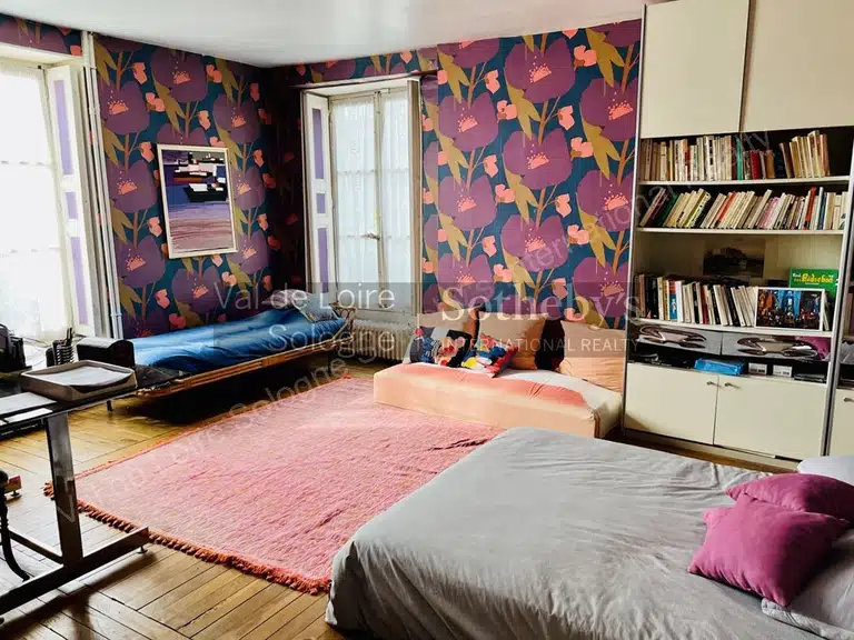 Maison Chaingy - 9 chambres - 371m²