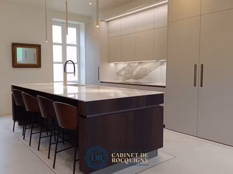 Maison Chaingy - 6 chambres - 400m²