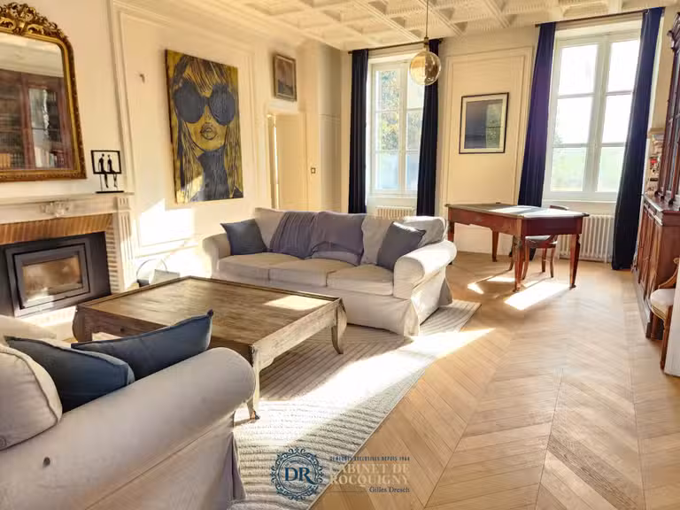 Maison Chaingy - 6 chambres - 400m²