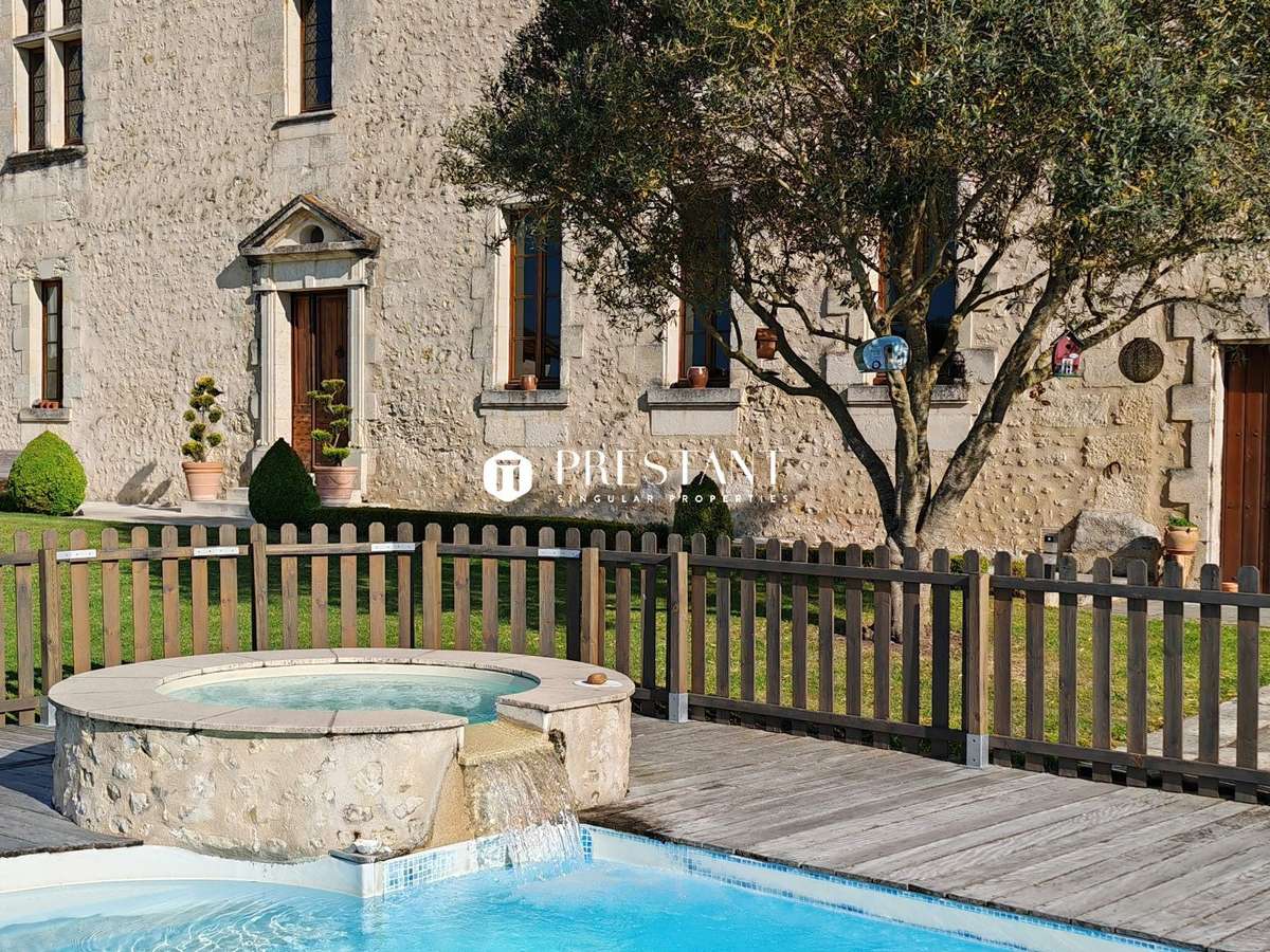 Manoir Chalais