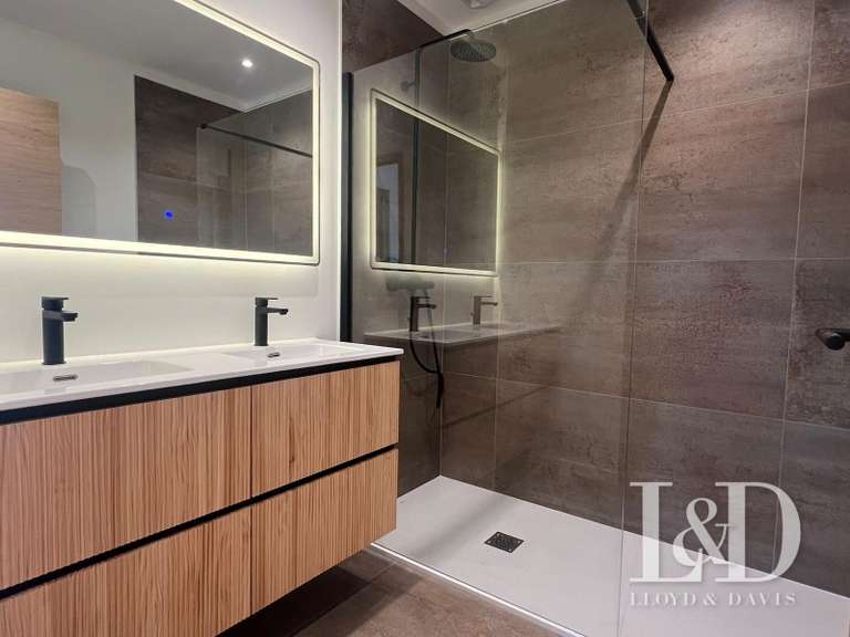 Appartement Challes-les-Eaux - 3 chambres - 86m²