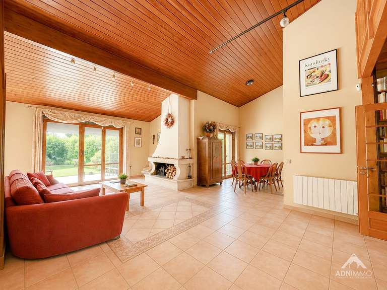 Maison Challex - 6 chambres - 173m²