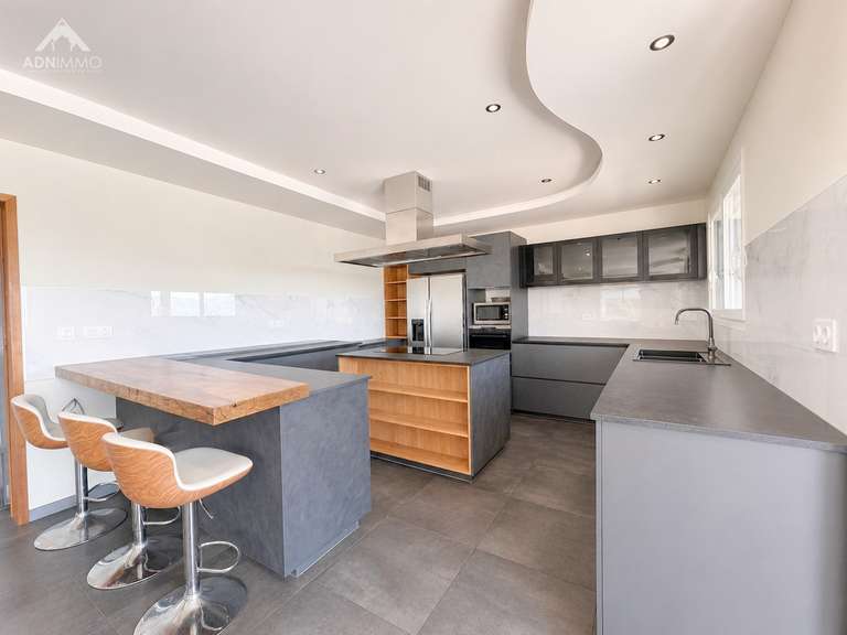 Maison Challex - 5 chambres - 200m²