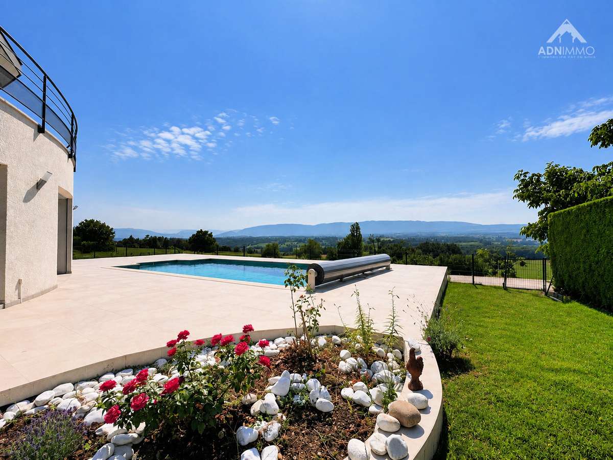 Maison Challex