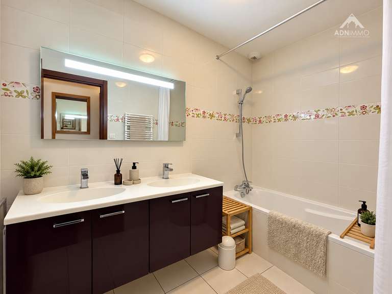 Maison Challex - 5 chambres - 141m²