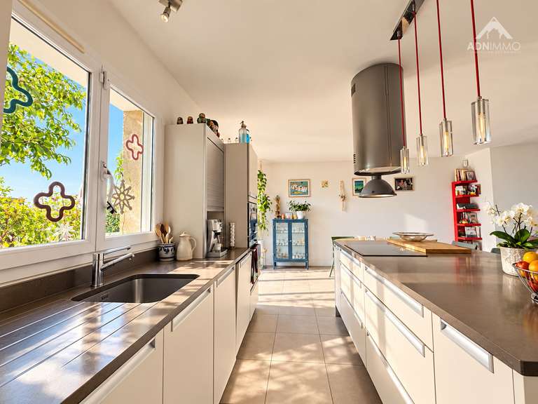 House Challex - 3 bedrooms - 113m²