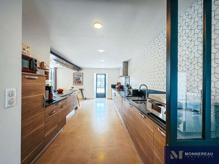 House Challignac - 4 bedrooms - 234m²