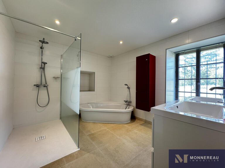 Maison Challignac - 4 chambres - 234m²