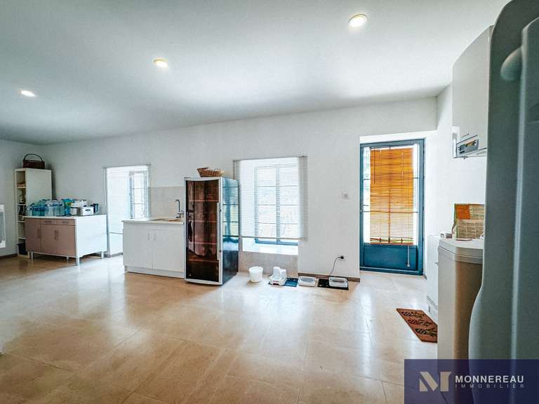 House Challignac - 4 bedrooms - 234m²