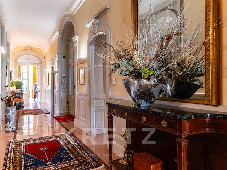 Appartement Chalon-sur-Saône - 5 chambres - 352m²