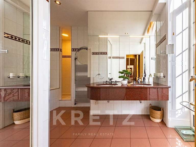 Appartement Chalon-sur-Saône - 5 chambres - 352m²