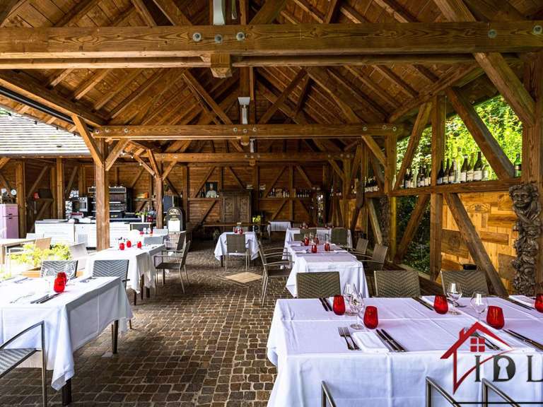 Maison Chalon-sur-Saône - 9 chambres - 460m²