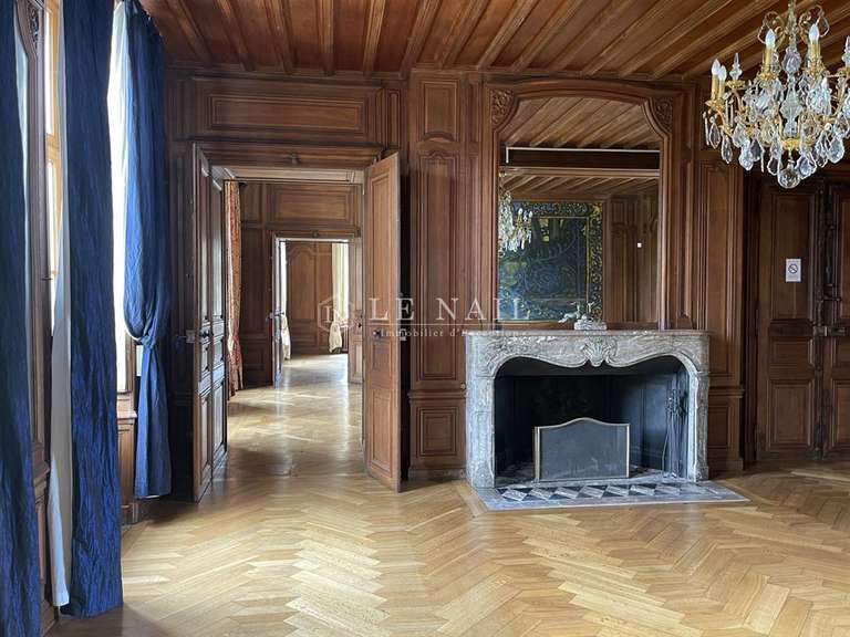 Château Châlons-en-Champagne - 23 chambres - 1535m²