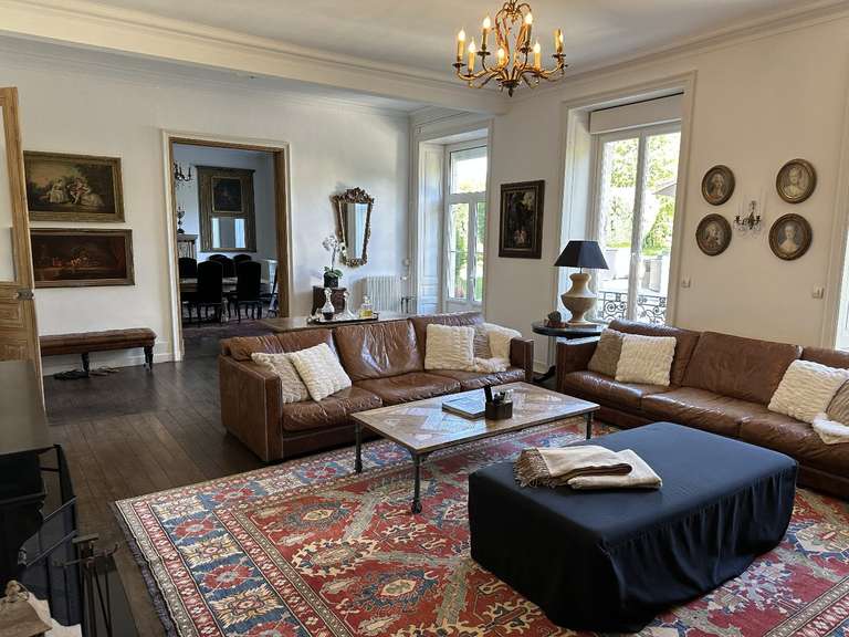 Château Châlus - 8 chambres - 406m²