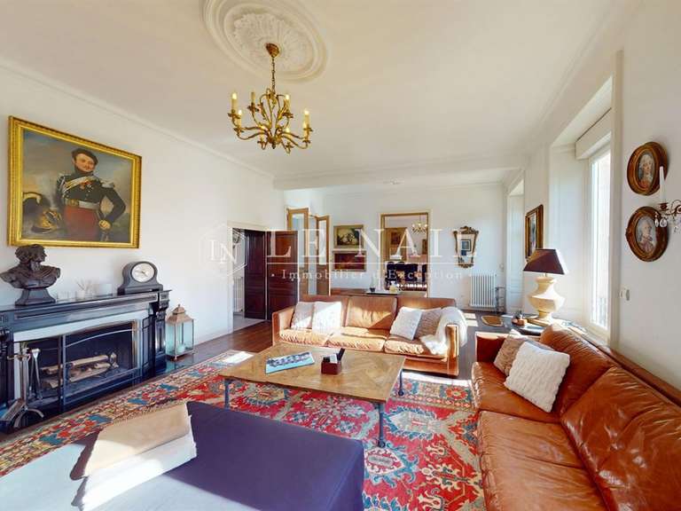 Maison Châlus - 8 chambres - 405m²