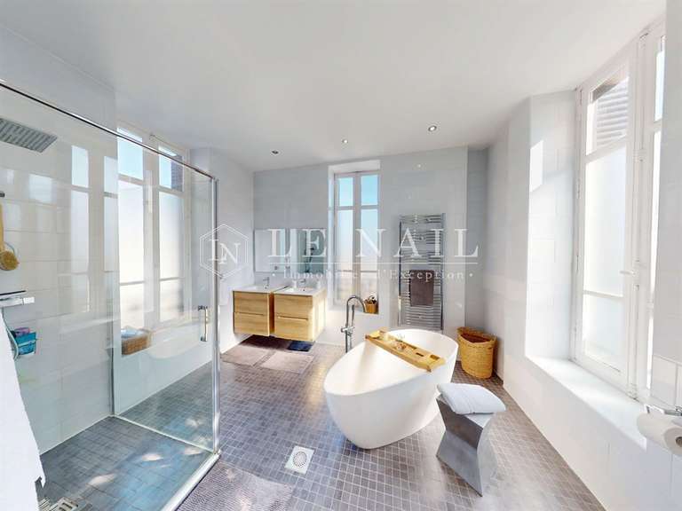 Maison Châlus - 8 chambres - 405m²