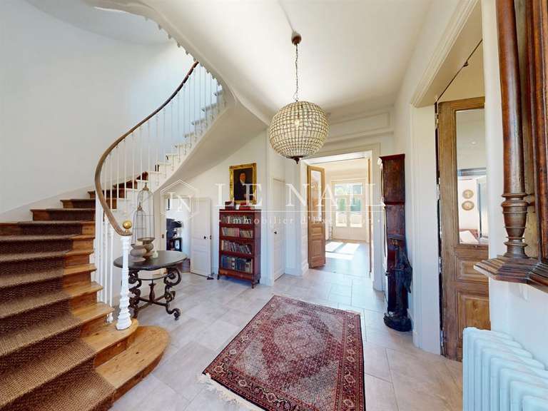 Maison Châlus - 8 chambres - 405m²