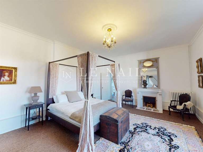 Maison Châlus - 8 chambres - 405m²