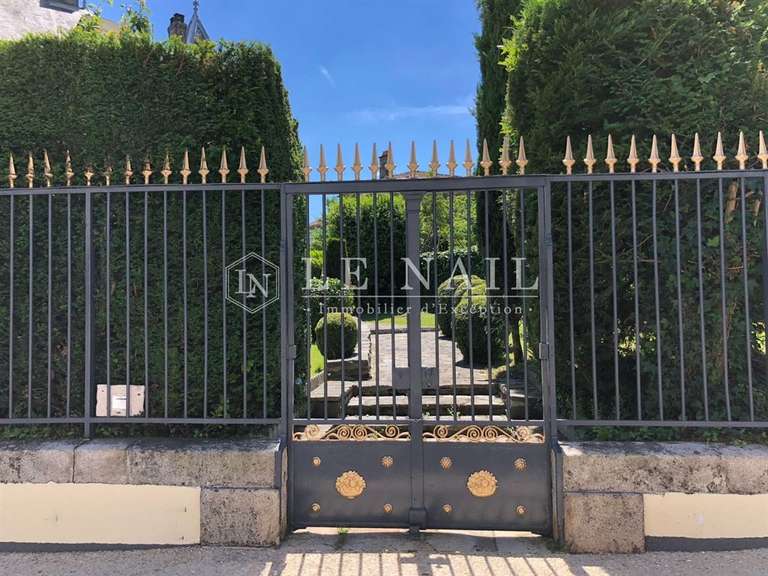 Maison Châlus - 8 chambres - 405m²