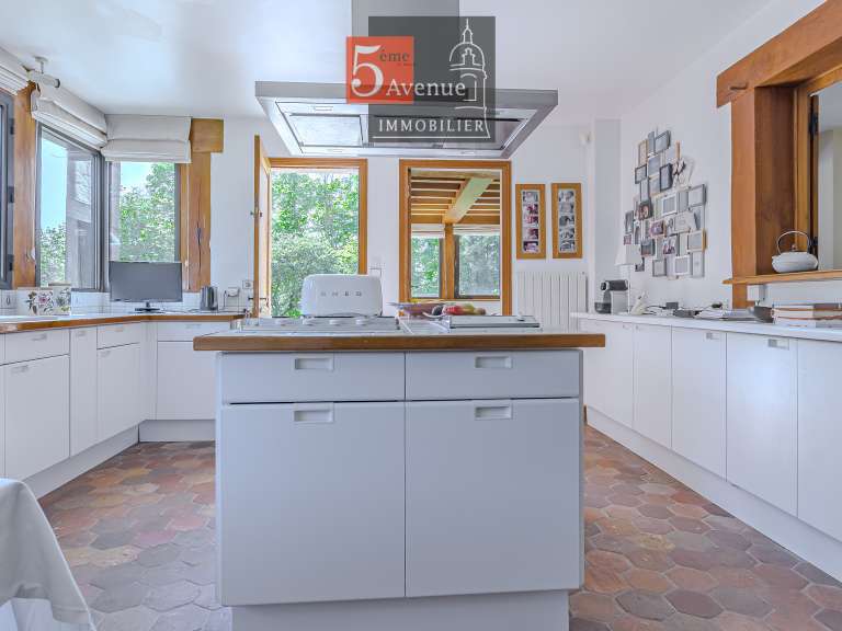 Maison Chamant - 5 chambres - 280m²