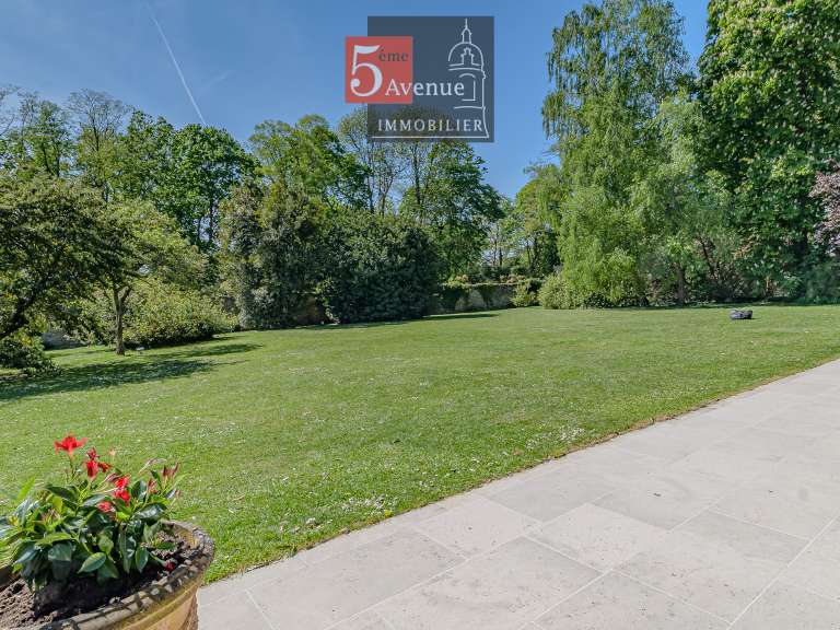 Maison Chamant - 5 chambres - 280m²