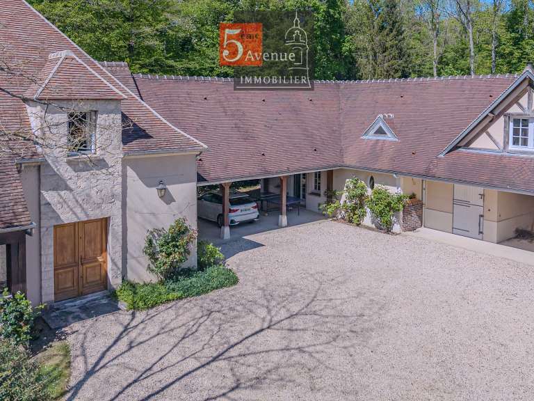 Maison Chamant - 5 chambres - 280m²