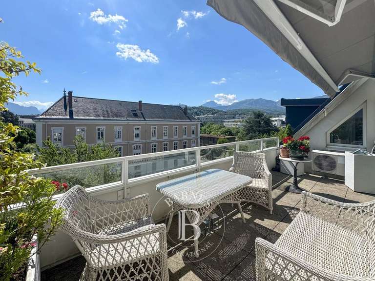Appartement Chambéry - 3 chambres - 113m²
