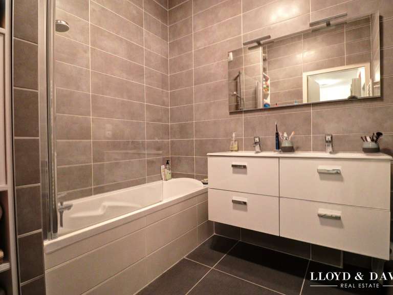 Appartement Chambéry - 4 chambres - 107m²