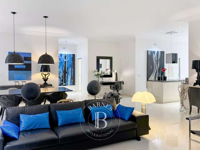 Appartement Chambéry - 2 chambres - 147m²