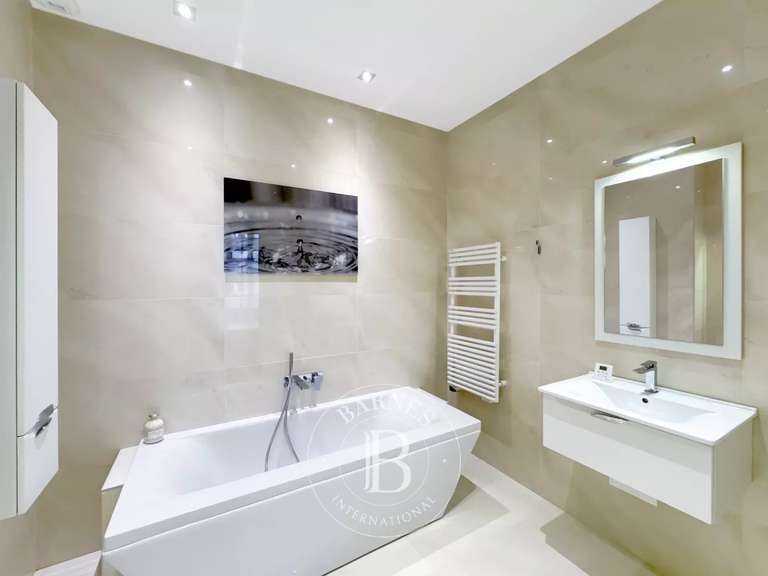 Appartement Chambéry - 2 chambres - 147m²