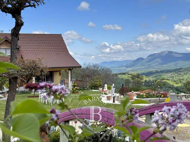 Maison Chambéry - 3 chambres - 185m²