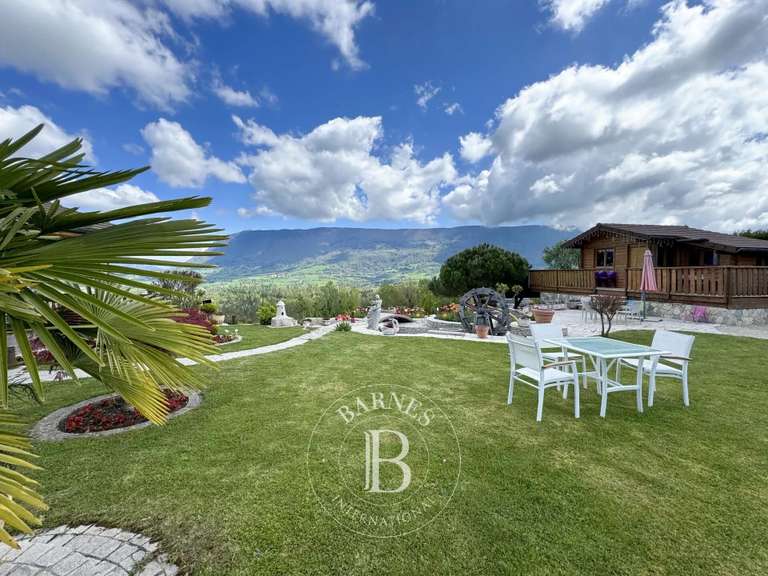 Maison Chambéry - 3 chambres - 185m²