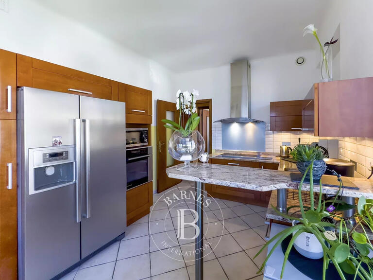 Maison Chambéry - 5 chambres - 227m²