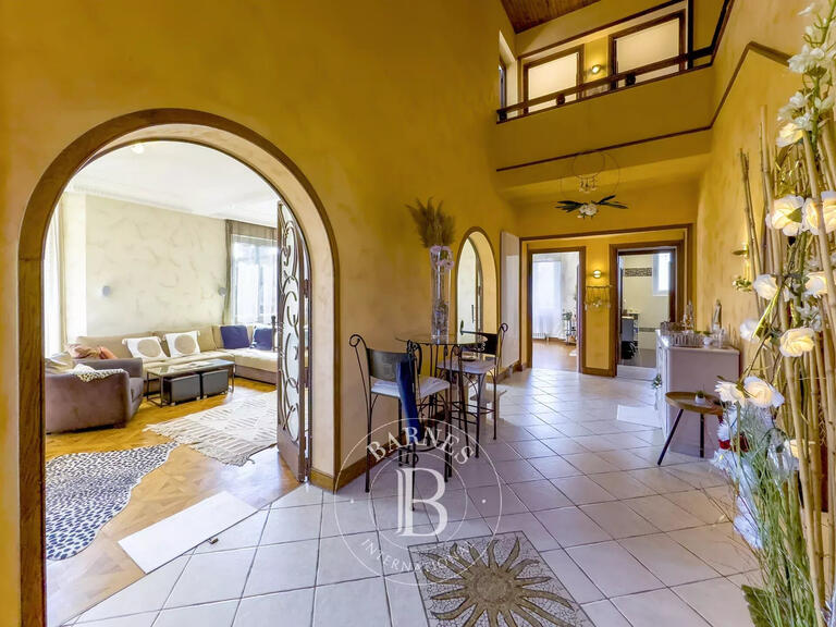 Maison Chambéry - 5 chambres - 227m²