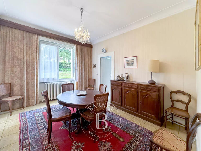 Maison Chambéry - 7 chambres - 237m²