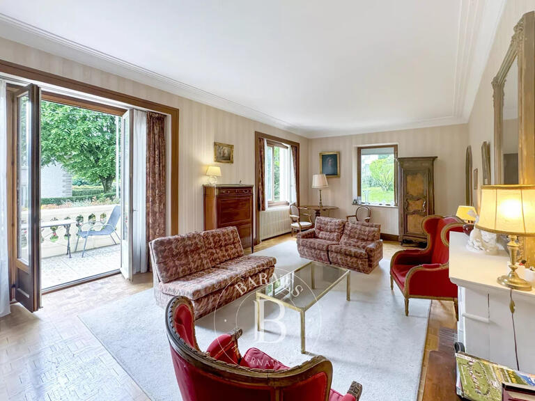 Maison Chambéry - 7 chambres - 237m²