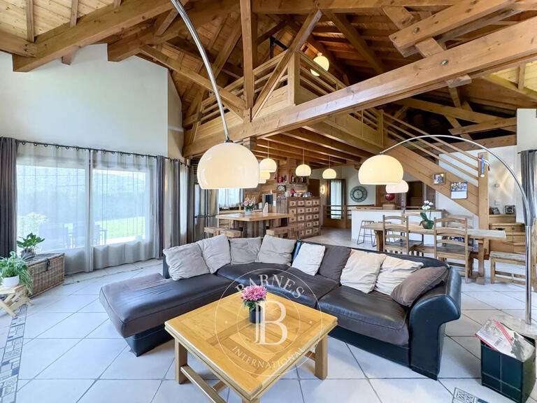 House Chambéry - 3 bedrooms - 300m²