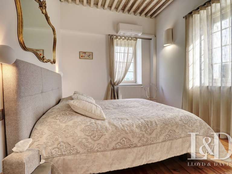 House Chambéry - 5 bedrooms - 360m²