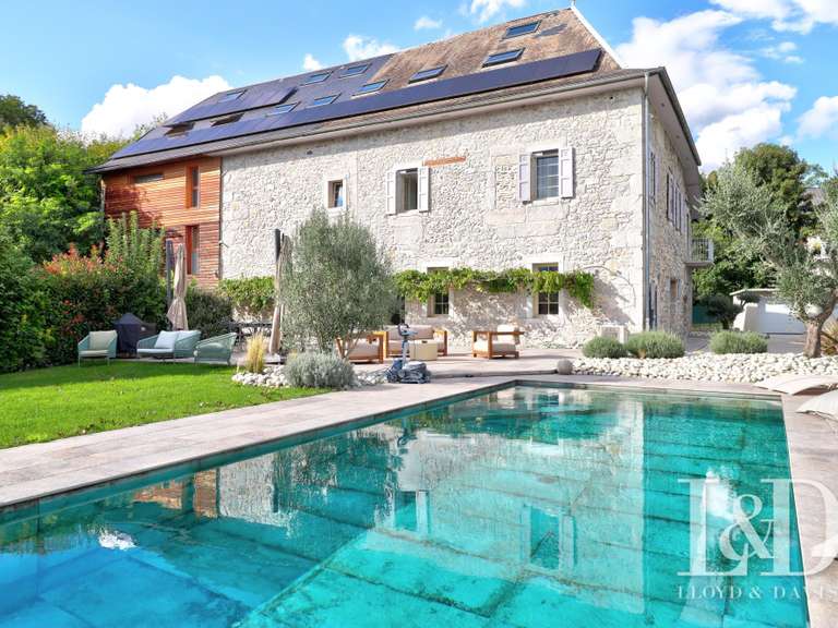 House Chambéry - 5 bedrooms - 360m²