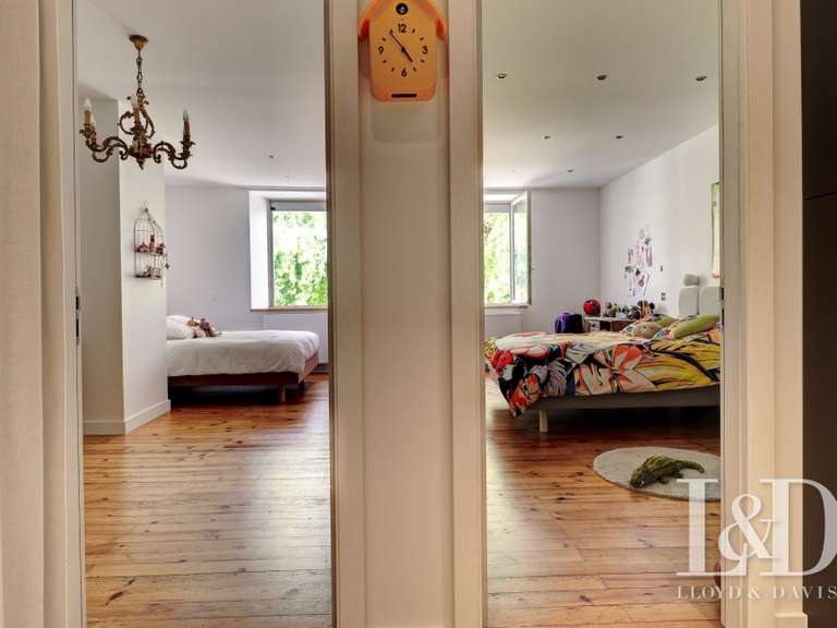 House Chambéry - 5 bedrooms - 360m²