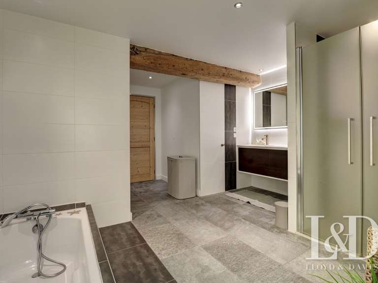 House Chambéry - 5 bedrooms - 360m²