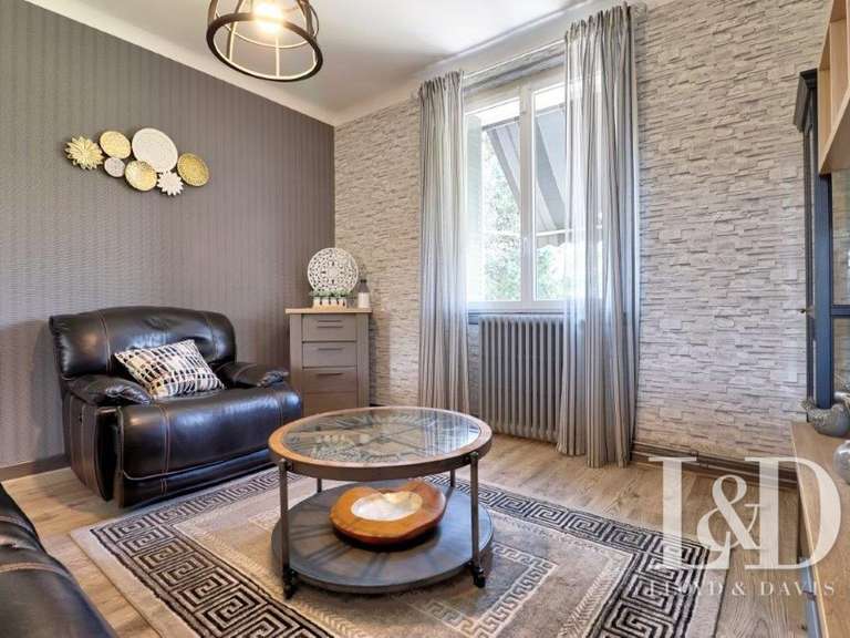 Maison Chambéry - 3 chambres - 212m²