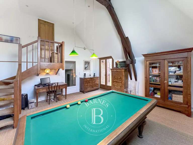 Maison Chambéry - 4 chambres - 196m²