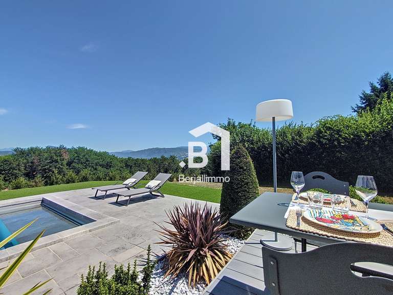 Maison Chambéry - 3 chambres - 181m²