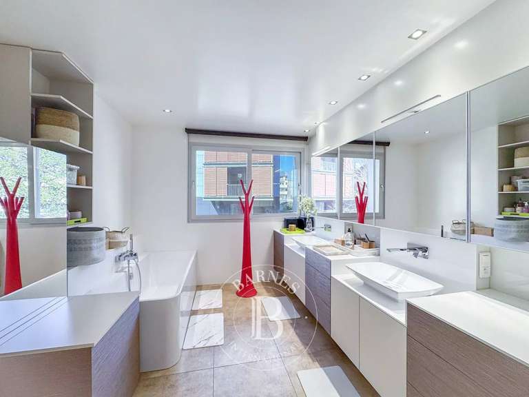 Maison Chambéry - 4 chambres - 321m²